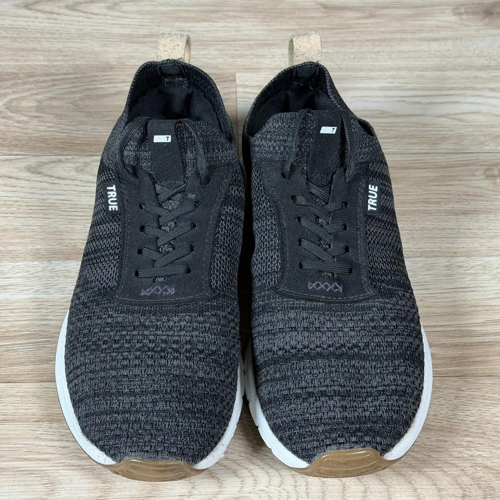 True Linkswear Golf Shoes Mens Size 9 Black Gray True Knit Spikeless Breathable